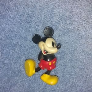 Collectable vintage mickey mouse pin